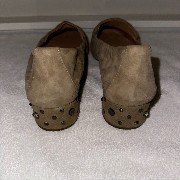 UGG Tan Suede Shoes - Picture 2 of 6